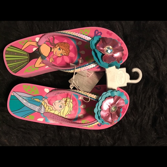 Brand new Disney Frozen flip flops - Picture 3 of 3